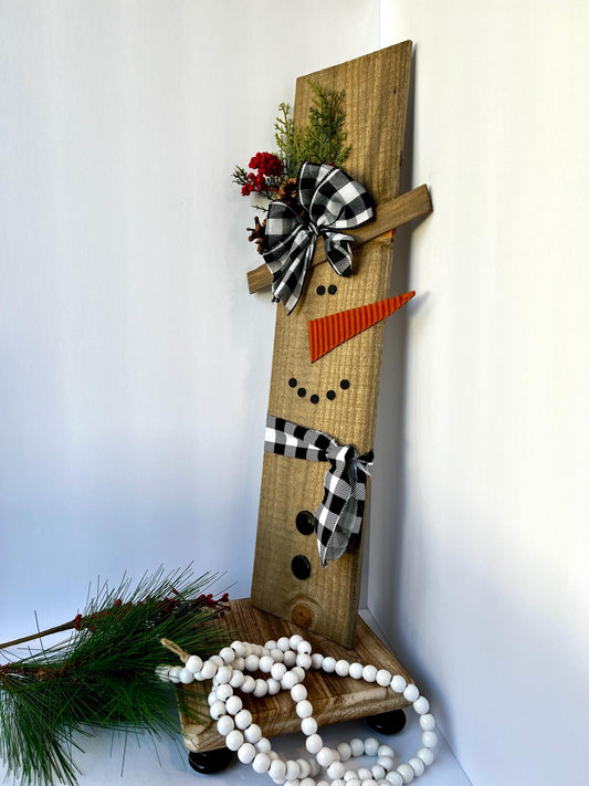TALL RUSTIC SNOWMAN