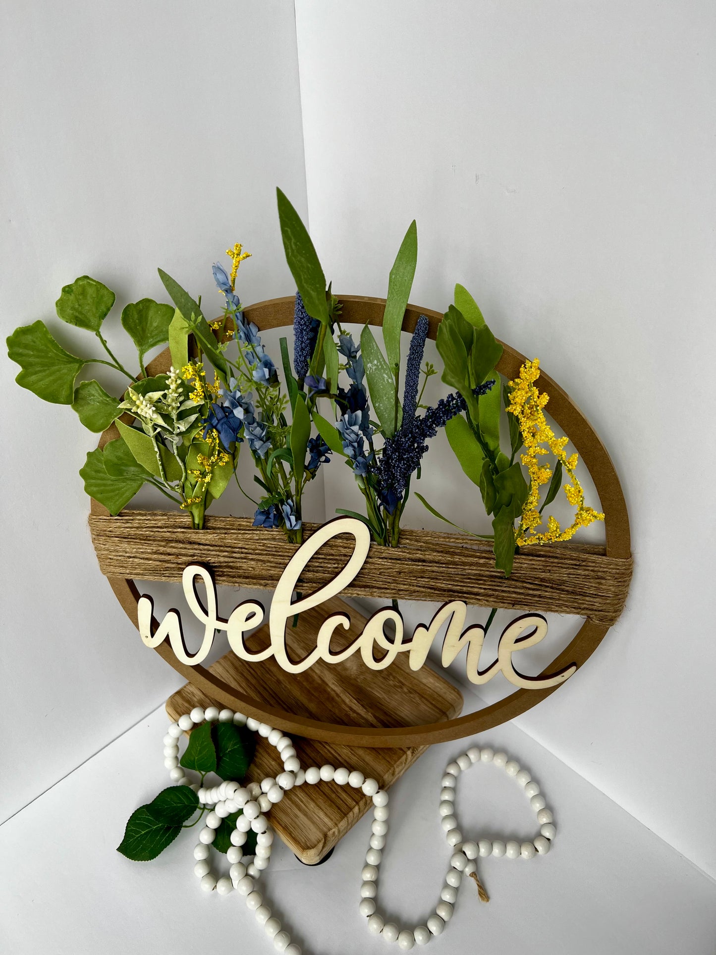 WELCOME FLORAL HOOP SIGN
