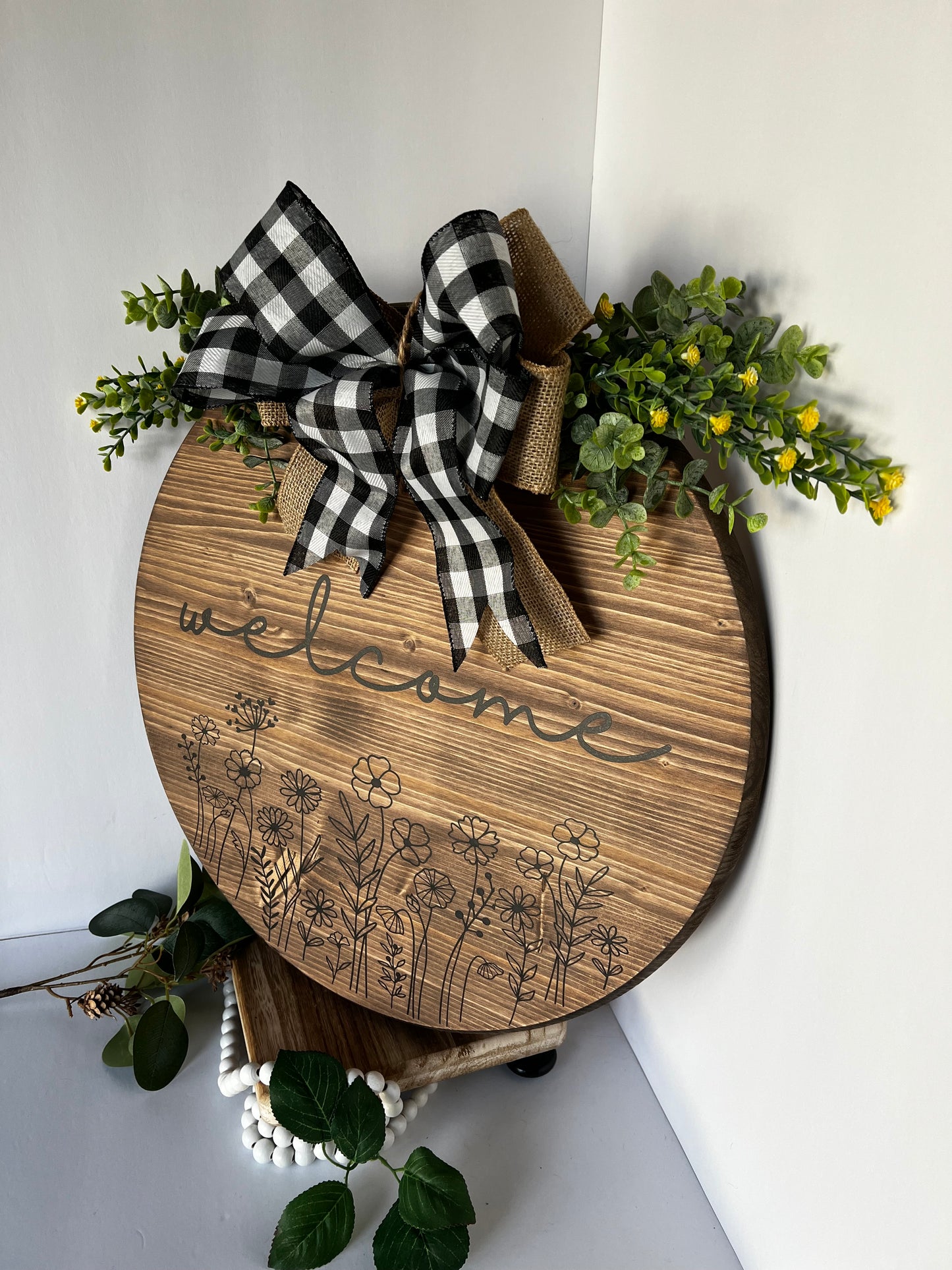 Rustic Floral “Welcome” Wooden Round Door Hanger