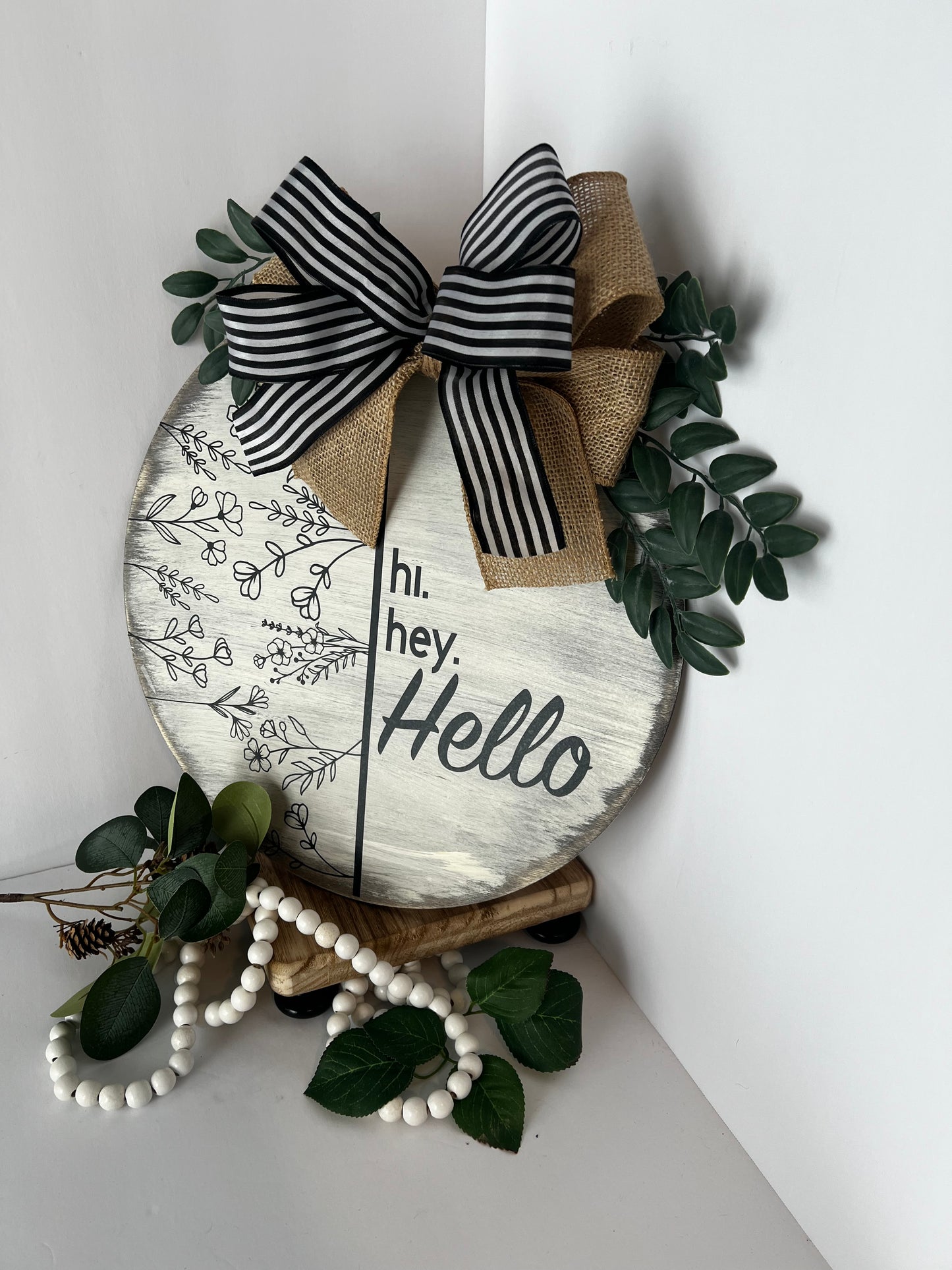 Modern Farmhouse “Hi. Hey. Hello” Wooden Door Hanger