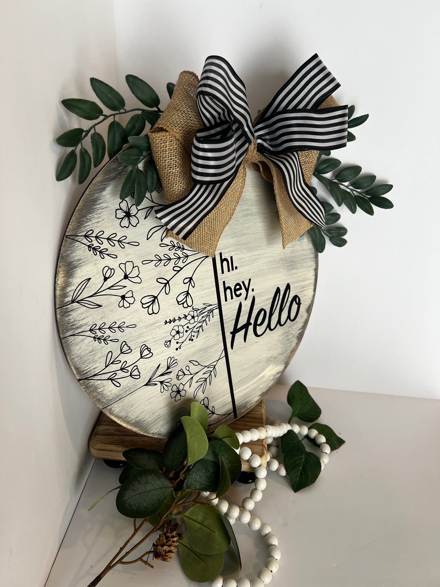 Modern Farmhouse “Hi. Hey. Hello” Wooden Door Hanger