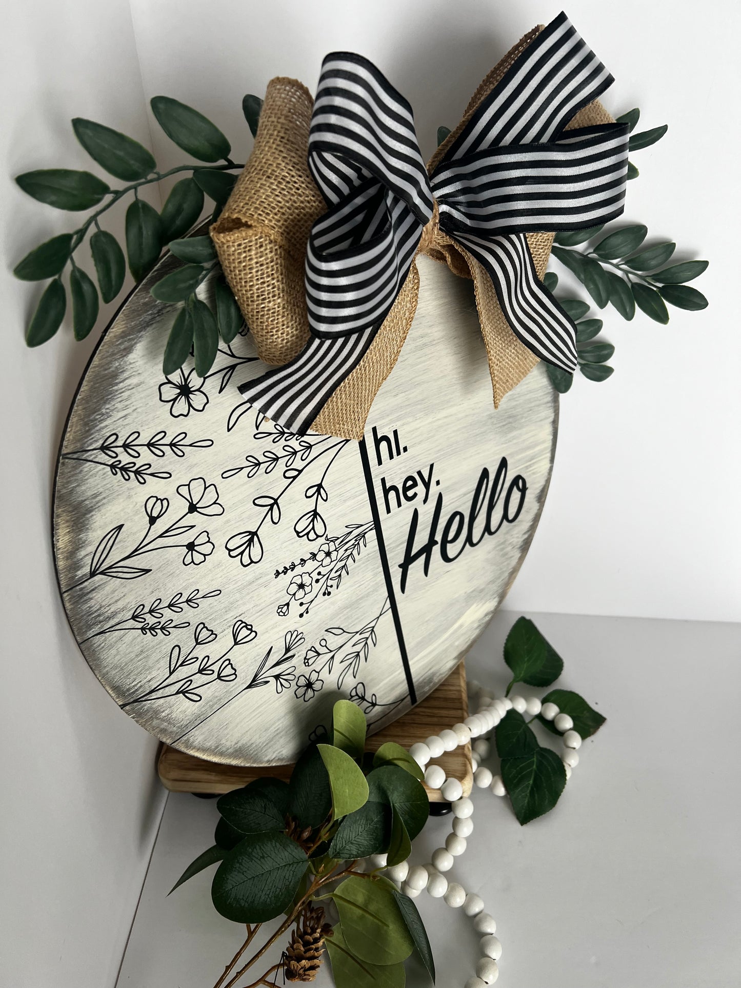 Modern Farmhouse “Hi. Hey. Hello” Wooden Door Hanger