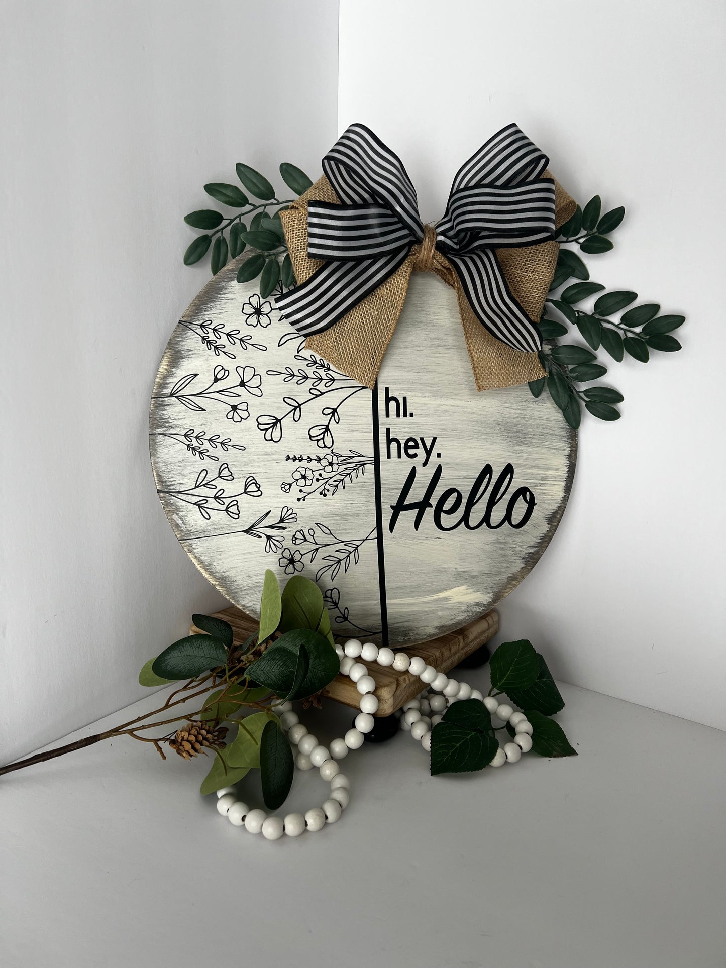 Modern Farmhouse “Hi. Hey. Hello” Wooden Door Hanger