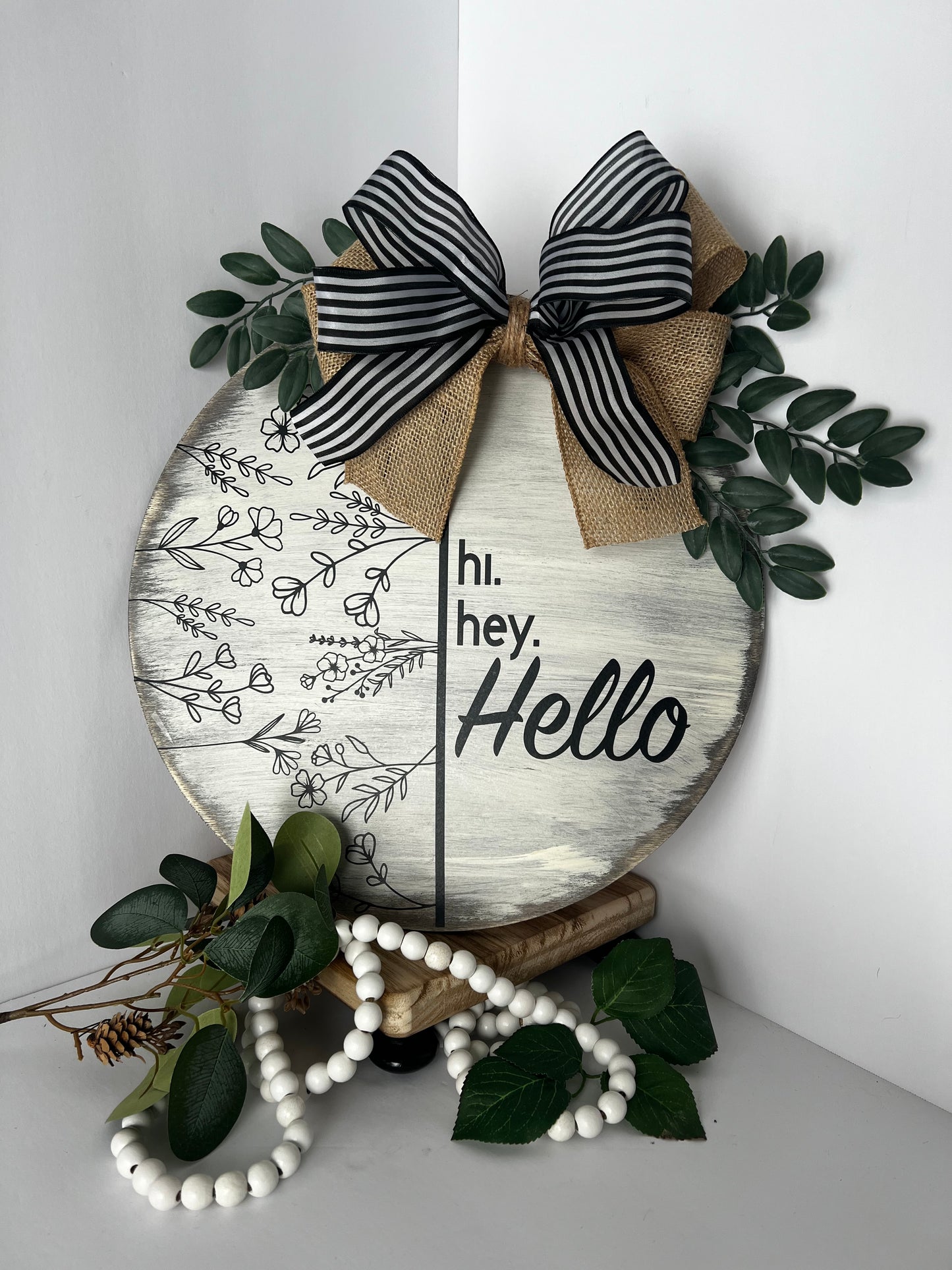 Modern Farmhouse “Hi. Hey. Hello” Wooden Door Hanger