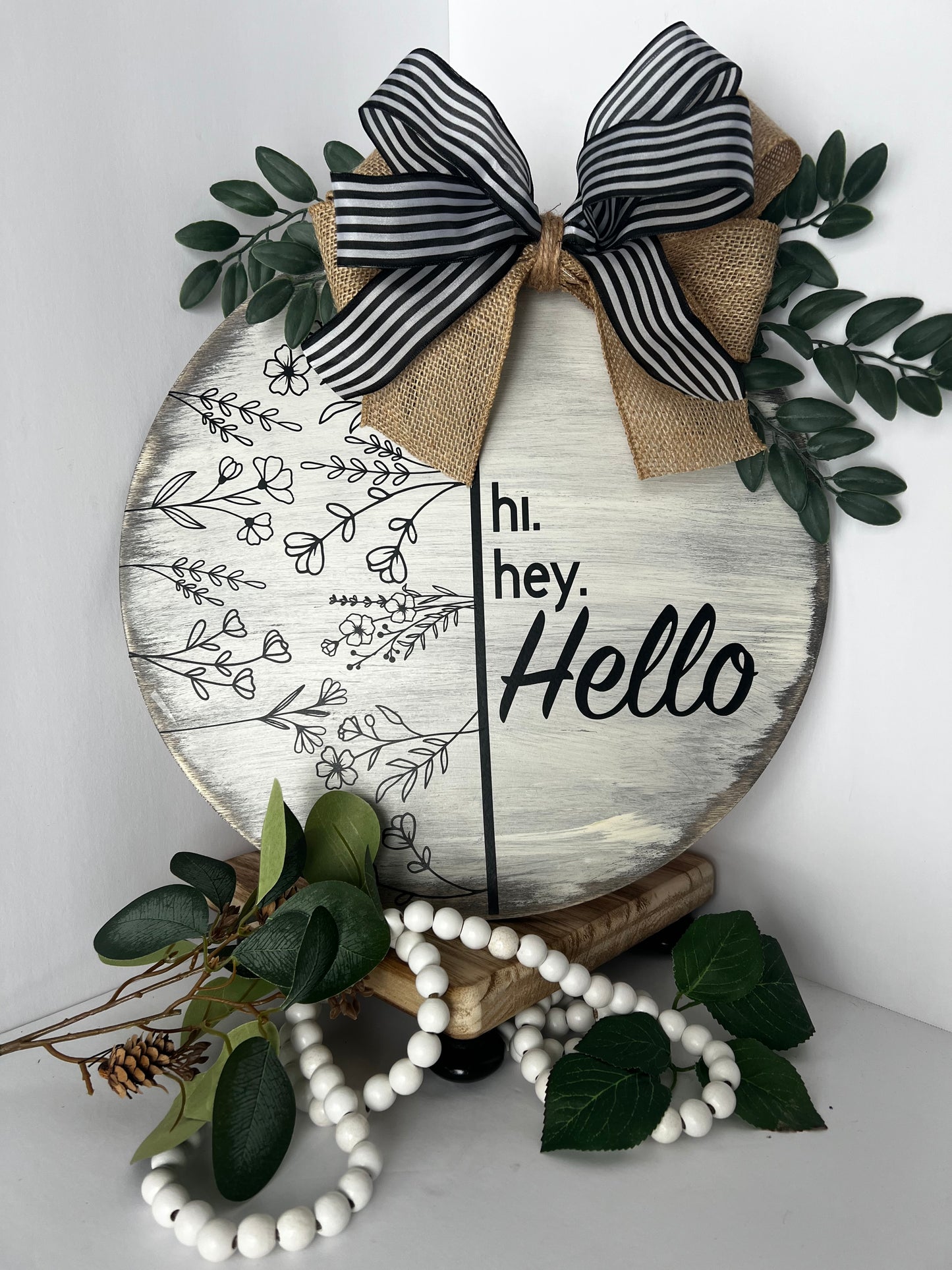 Modern Farmhouse “Hi. Hey. Hello” Wooden Door Hanger