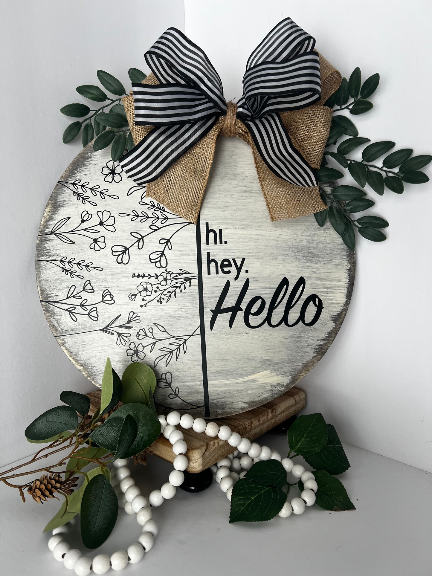 Modern Farmhouse “Hi. Hey. Hello” Wooden Door Hanger